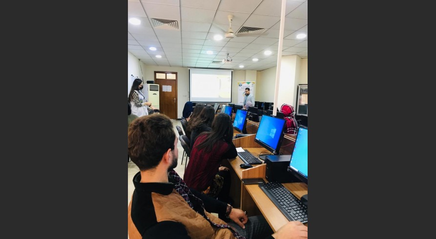 The Career Development Centre held the second course on ( How to Create an Email, Ways of using it, and How to Send Data)