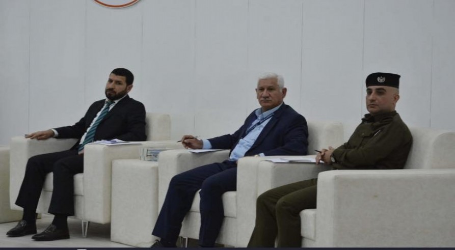 “Dr. Zahid Sami Mohammed, Head of the Department of Education and Psychology at the College of Education, participated in presenting a seminar.”