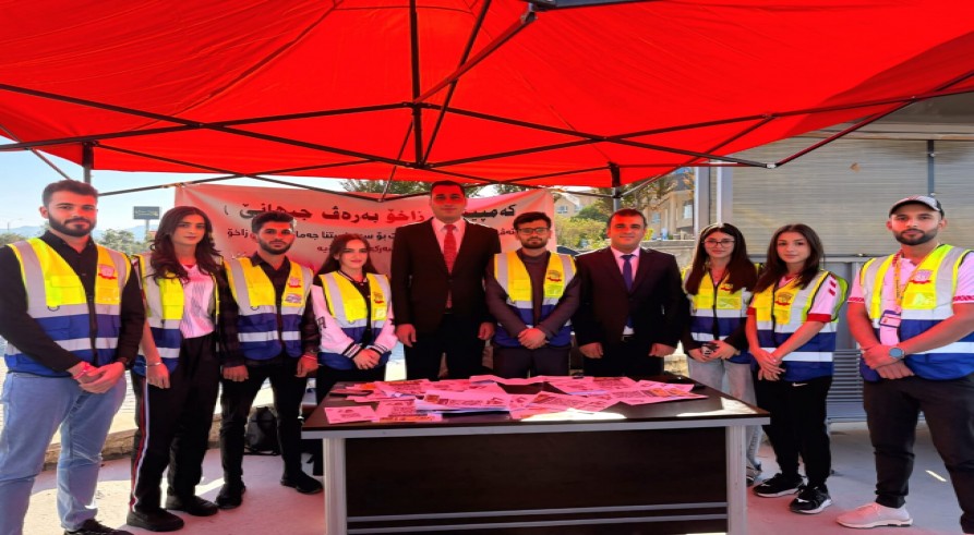 The volunteers of the University of Zakho, consisting of students and lecturers, gathered thousands of signatures in support of the people of the Zakho region.