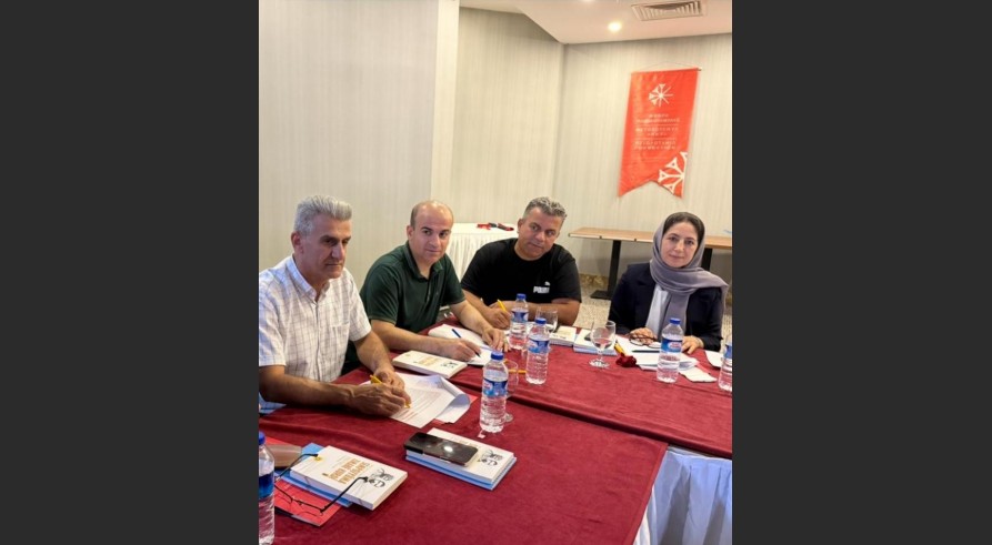 چار مامۆستایێن زانکۆیا زاخۆ پشکداری د پڕۆژەیێ (فەرهەنگا تێرمێن پەروەردەیی) ل وەلاتێ تورکیا - باژێڕێ (وان)ێدا کر