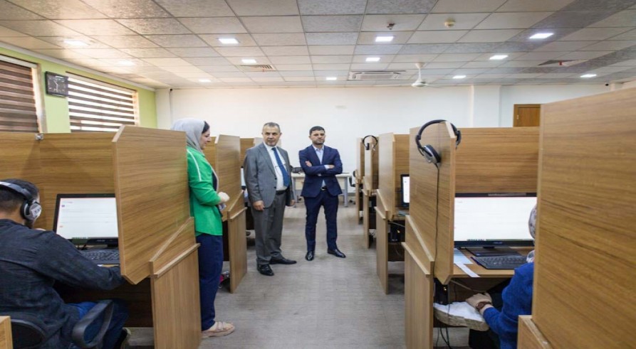 هاریکارێن سەرۆکێ زانکۆیێ سەرەدانا هۆلێن ئەزموونا دیارکرنا ئاستێ زمانێ ئینگلیزی کر